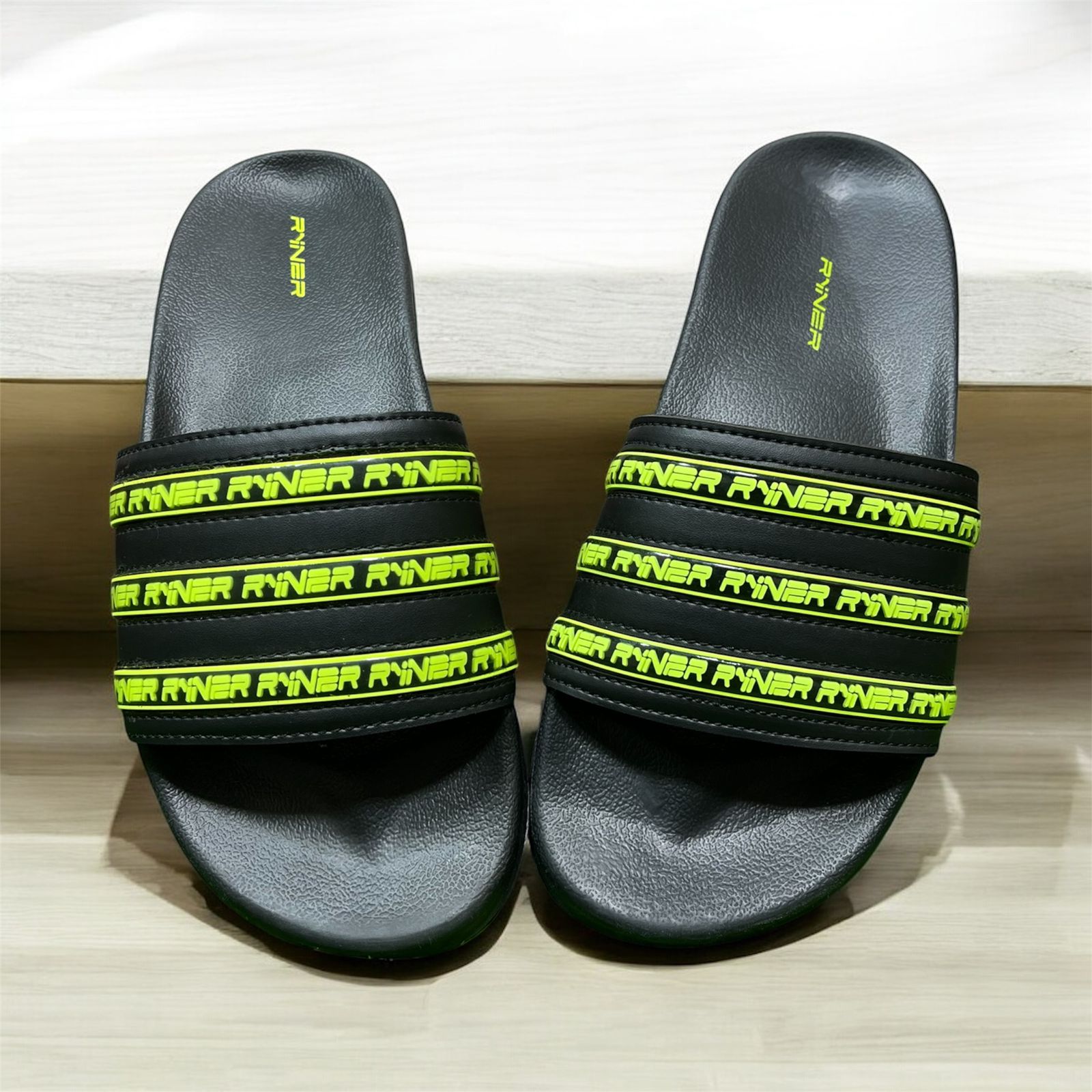 RUNNER SUMMER SLIPPERS (GREEN+BLACK)
