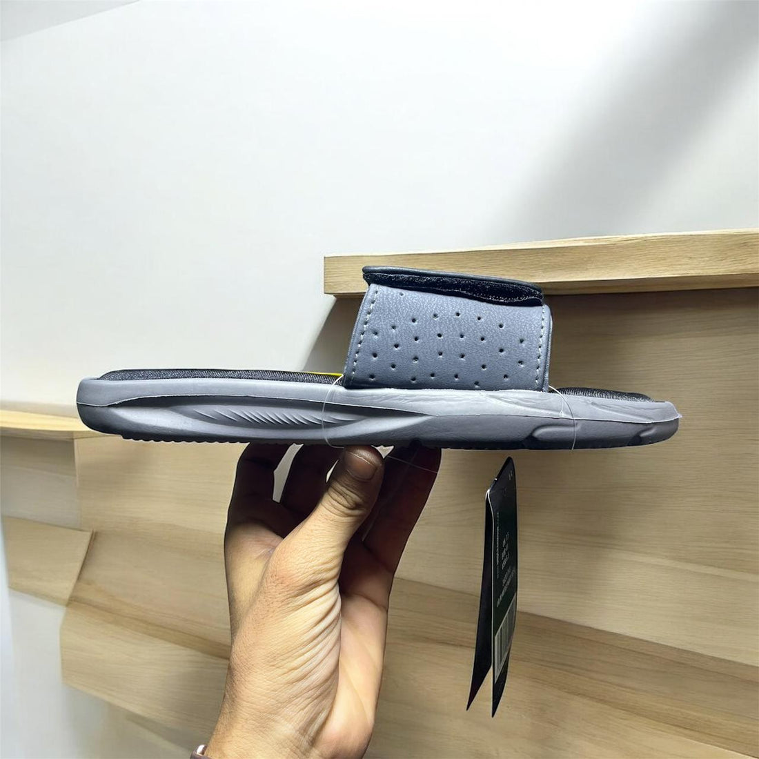 UNDER ARMORE GREY SLIPPERS (ADJUSTABLE)